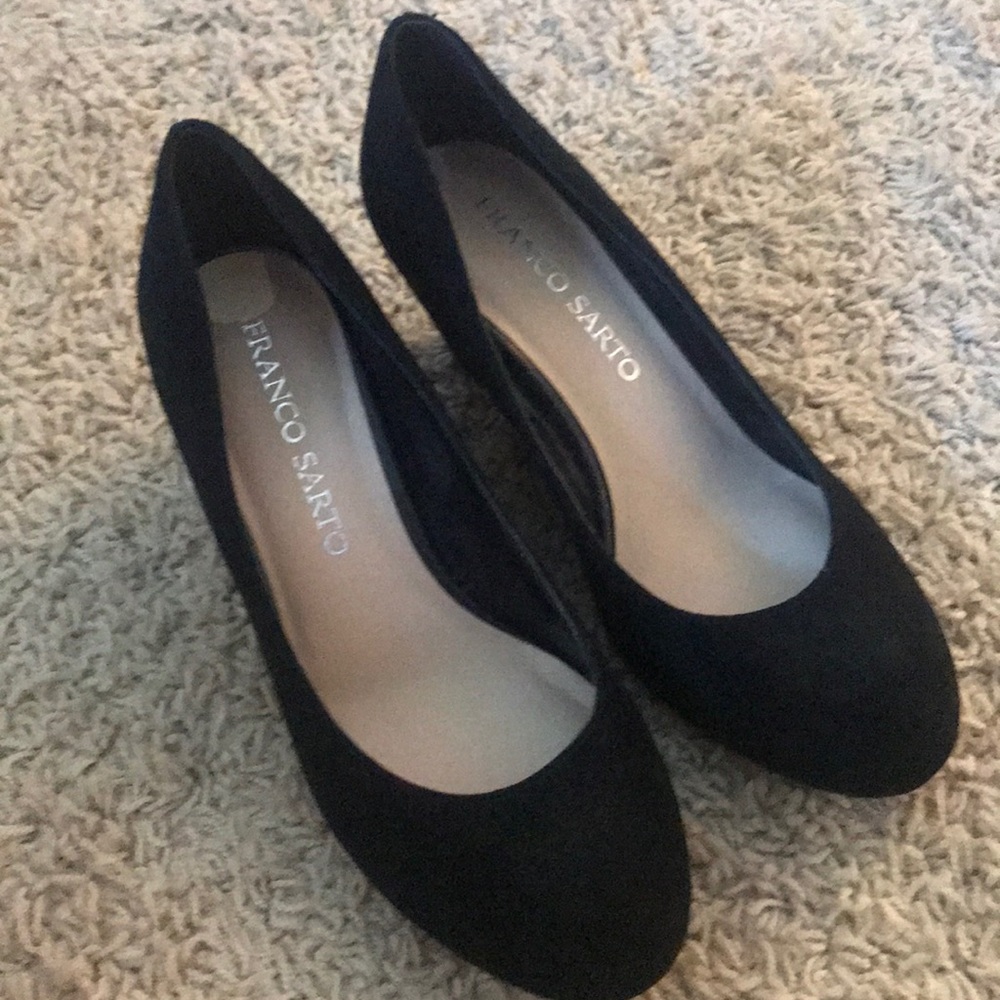 Franco Sarto suede wedge black
